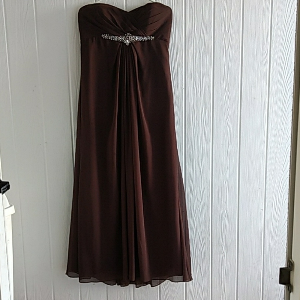 Dress - Picture 4 of 4